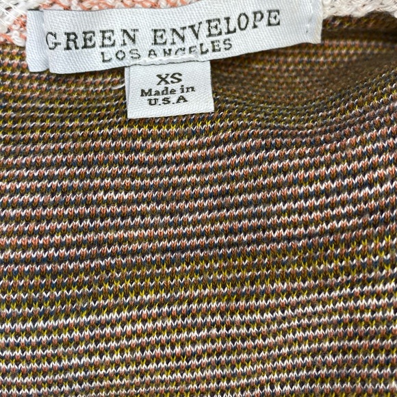 Green Envelope Stripped Textured Tank - Picture 4 of 4